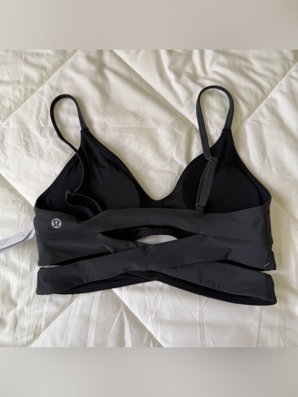 Lululemon V-Neck Crossover Underband Bra Sz 6